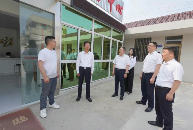 張建華調(diào)研深入貫徹中央八項(xiàng)規(guī)定精神學(xué)習(xí)教育開(kāi)展情況